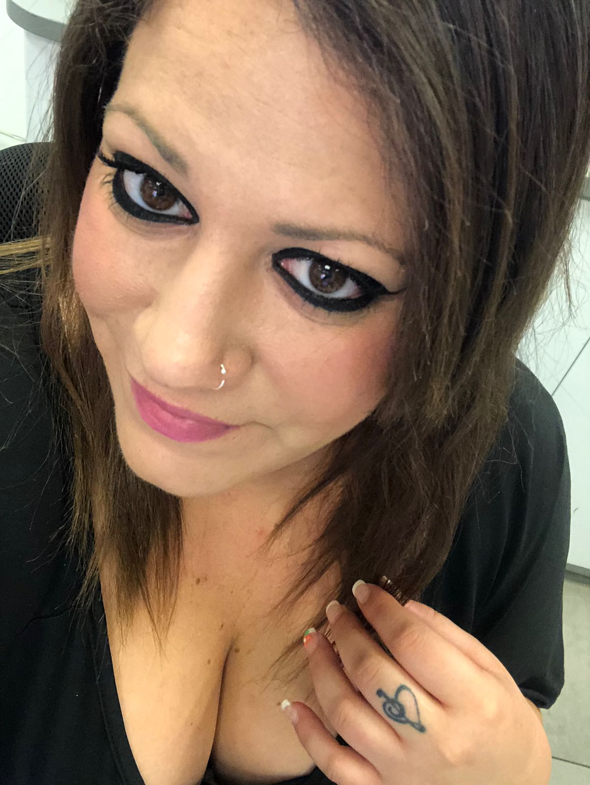 אלינור לוגסי